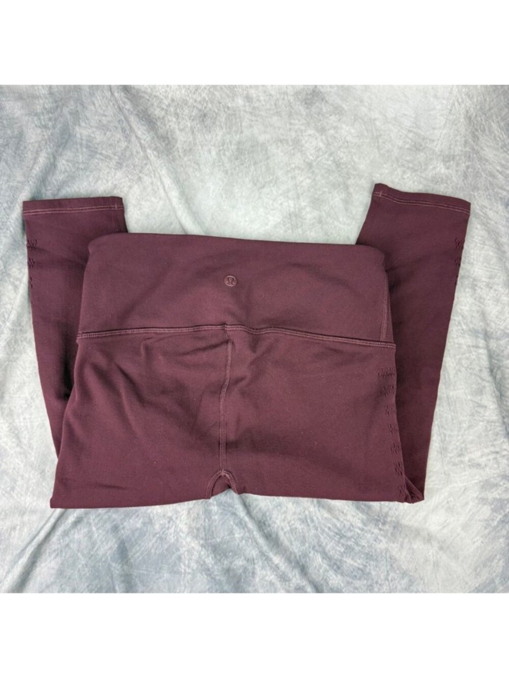 Lululemon High Rise Crop Leggings Burgundy Perforated Side Size 6